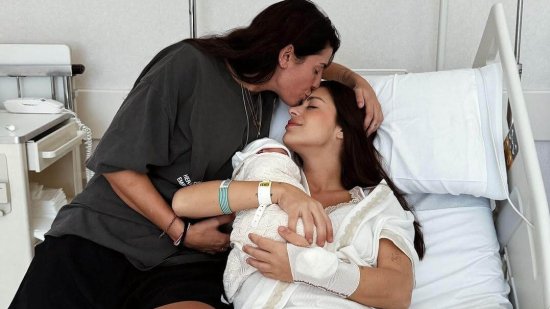 Dulceida, Alba Paúl y su hija Aria