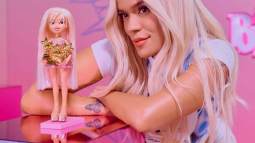 una Bratz de Karol G
