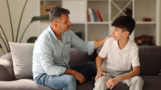 Padre e hijo discuten (foto: iStock)