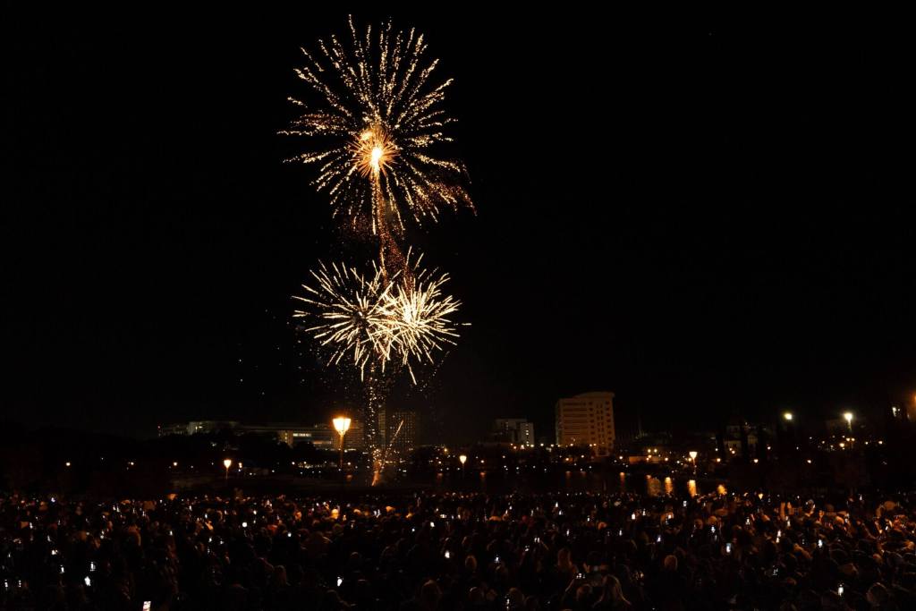 Fuegos artificiales para celebrar el Año Nuevo Chino en Madrid