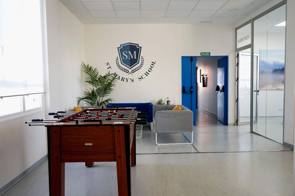 El colegio St. Mary's School de Sevilla
